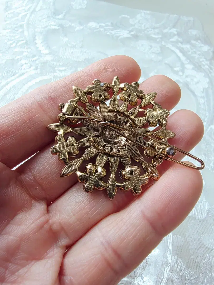 thumbnail-4